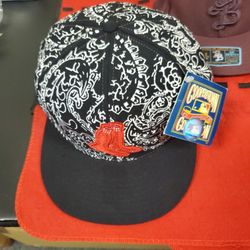 VERY RARE MEN'S CAP Fitted SIZE 8 BRAND NEW 