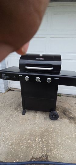 CHAR-BROIL GRILL