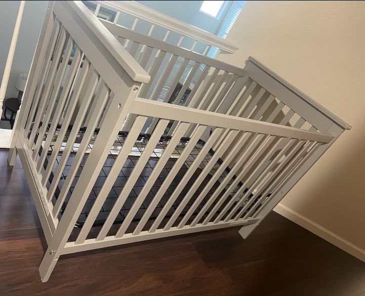White Crib