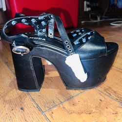 Dollskill Platform Sandals/Heels