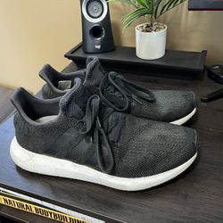 Adidas Men’s Size 10 Shoes 
