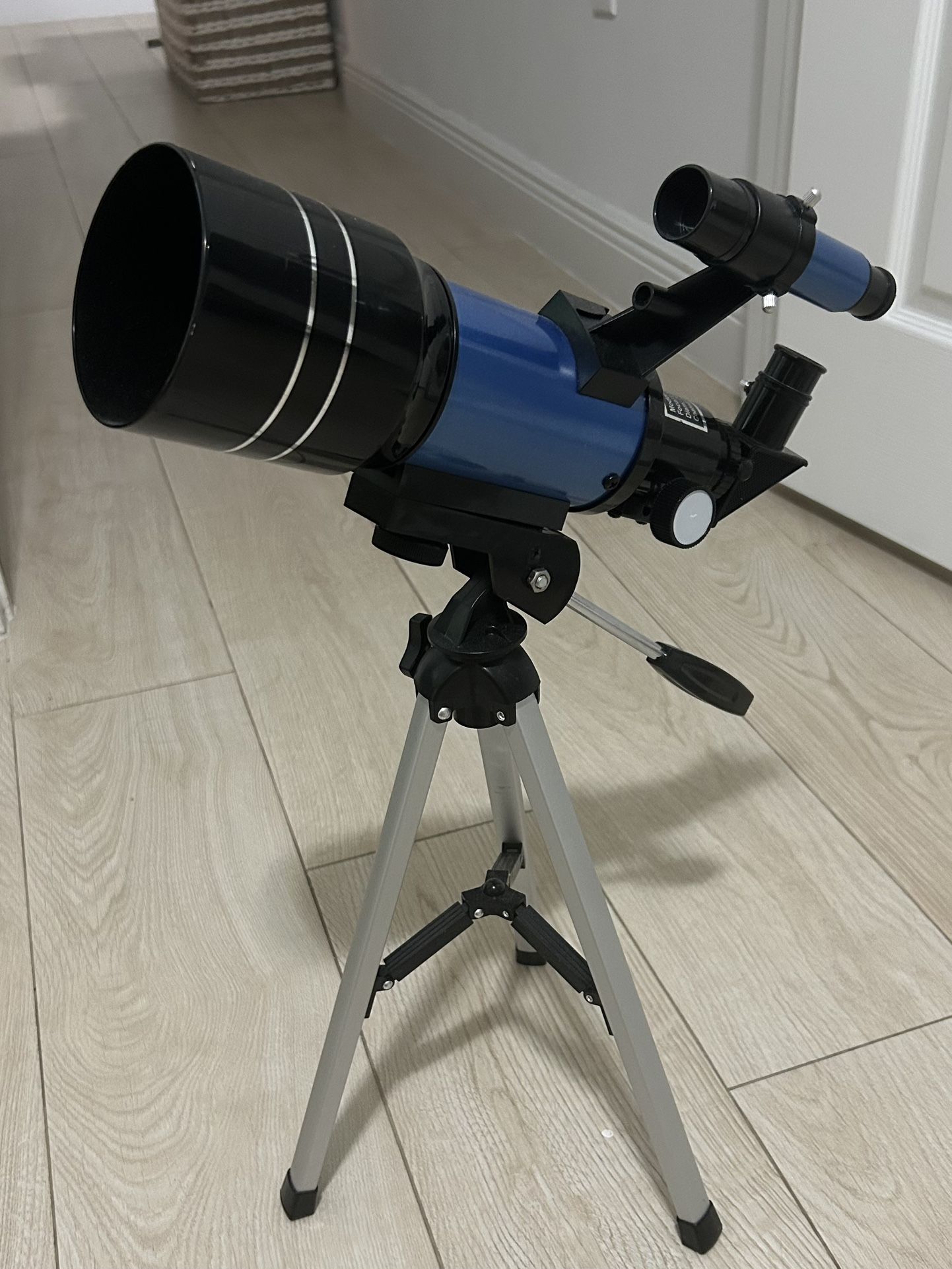 Telescope / Telescopio
