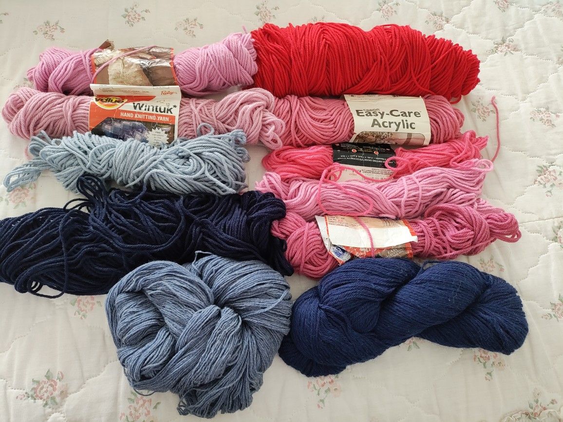 Yarn. Smoke And Pet Free Home