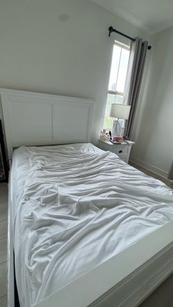 Twin White Bed Frame with Headboard