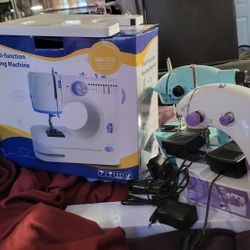 Mini Sewing Machines 