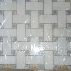 Press Hold Back Splash