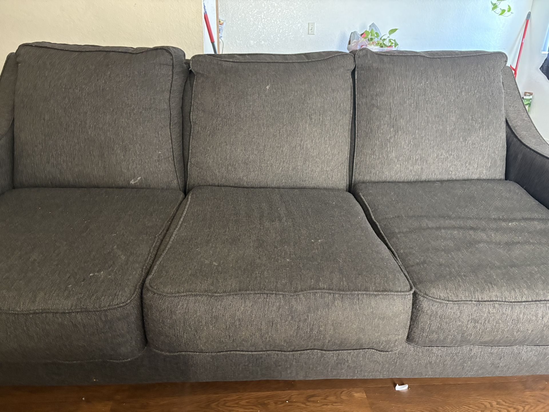 Sofa/ Couch