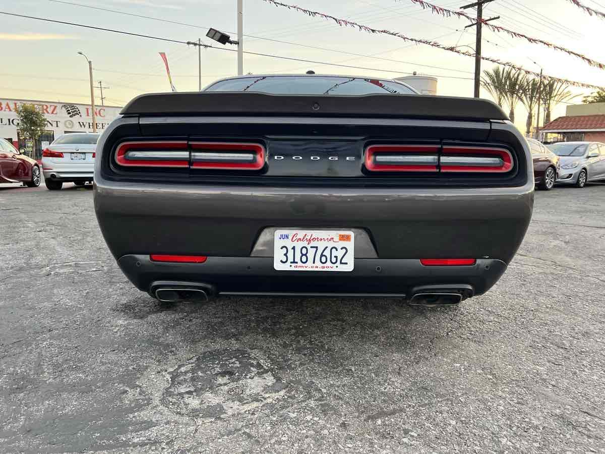 2020 Dodge Challenger