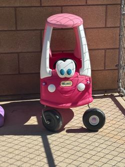 Pink cozy coupe