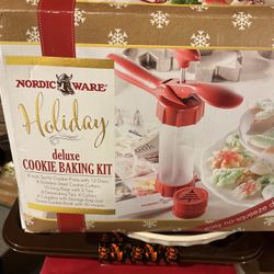 Very Nice Deluxe Cookie Baking Kit By Nordicware 