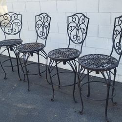 High Quality Wrought Iron Swivel Bar Chairs