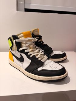 Air Jordan 1 High Sneakers – White/Black/Orange