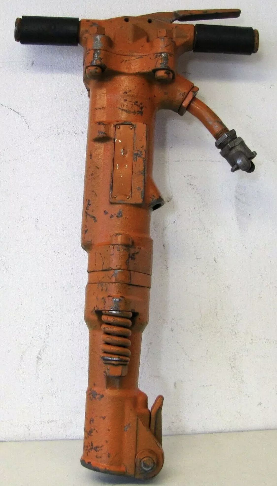 American Pneumatic Tools APT-180 Demolition Air Jack Hammer Air Powered