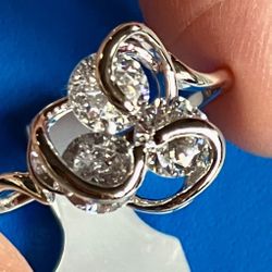 ZIRCONIA SILVER TONE RING 8 FLOWER FLORAL ~ Thin - Light & BEAUTIFUL ‼️ See HUGE Collection Here ...