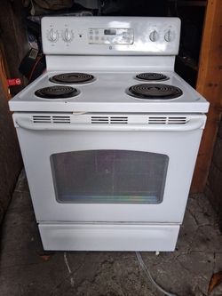 GE White Electric Coil Range Stove/Estufa Eléctrica