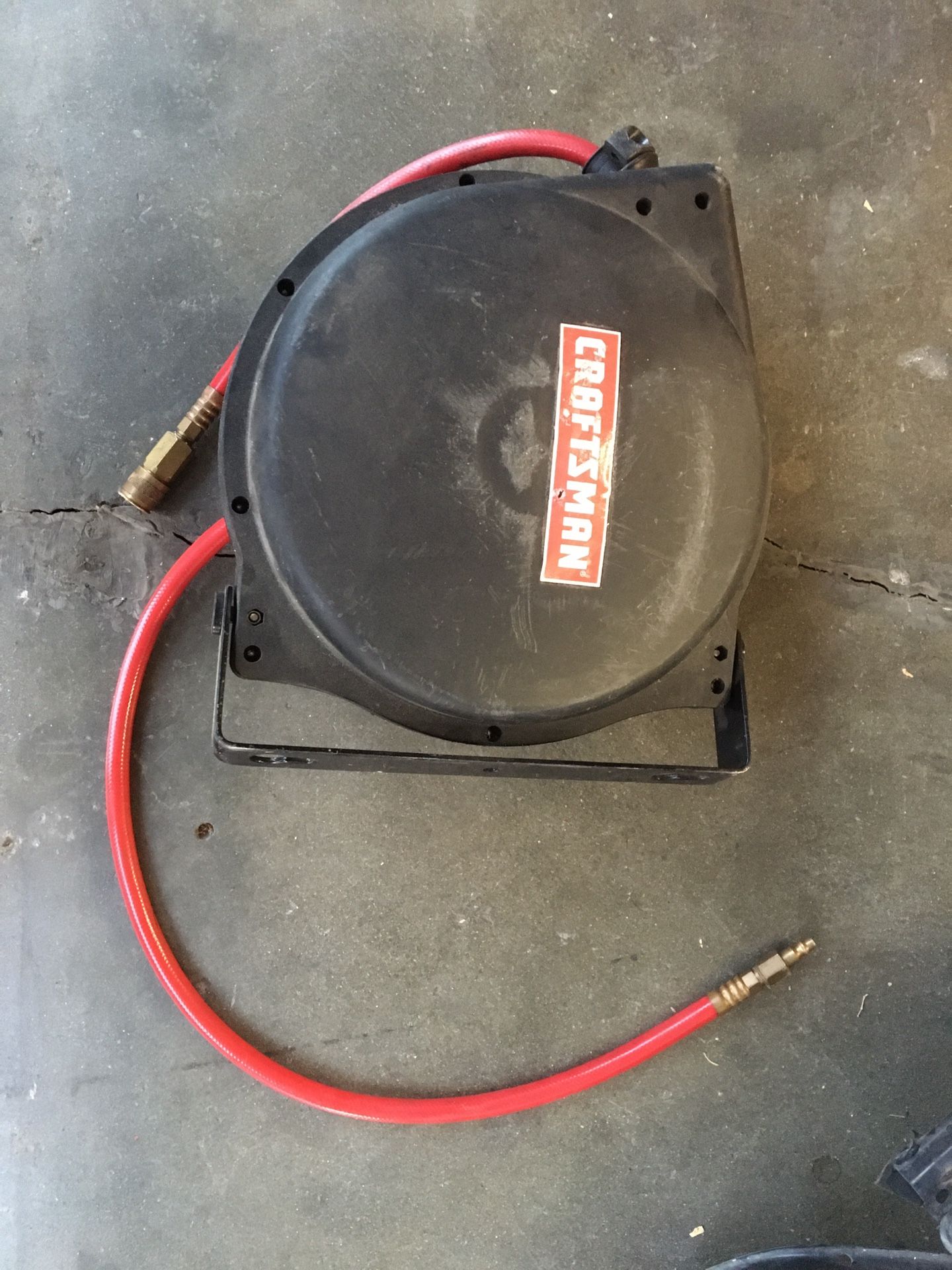 Craftsman Air hose reel with 20 foot long wall mount for Sale in