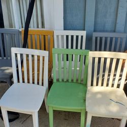 FREE! Kids Table And Chairs.