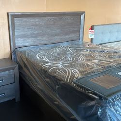 Dark Grey Queen Bedroom Set