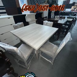 Four Chair Table Grey With Sillas And Storage In The Middle 