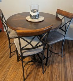 Round Pub High-top Table with 3 Matching Cushioned Chairs