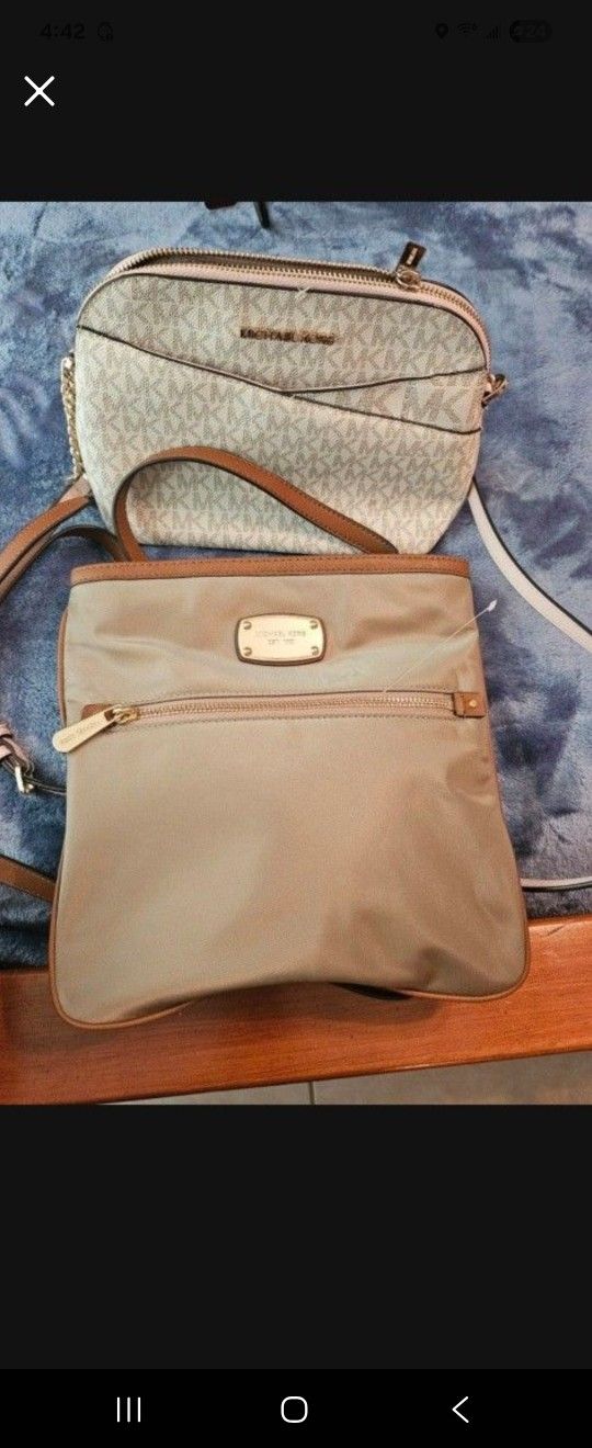 Authentic MK Pursed