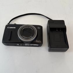Canon PowerShot SX260 HS 12.1MP Digital Camera PC1742 Black W/ Battery Tested
