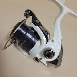 Daiwa Ds=one 2500B Spinning Reel