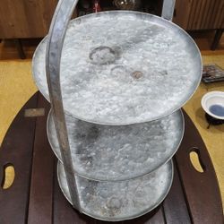 Metal Three-tier Serving Dish