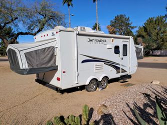 2013 Jayco Feather Ultra Lite