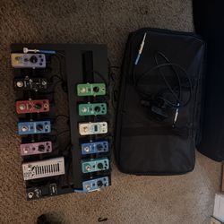 Donner Guitar Pedal Rack w/ Donner Soft Case