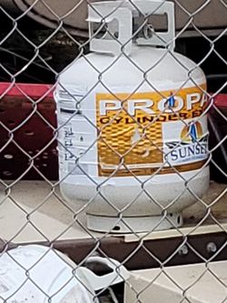 Empty propane Tanks just needs refilled 15 Gal