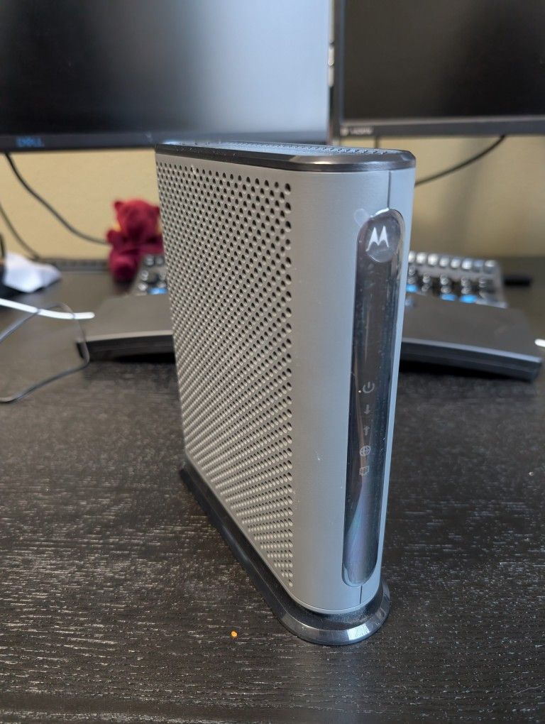 Motorola Surfboard MB8611