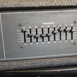 Peavy 300 Watt Monitor Amp With EQ