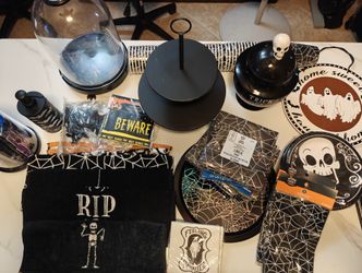 Spooky Halloween Party Essentials Decor 