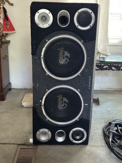 Speaker With Case Box