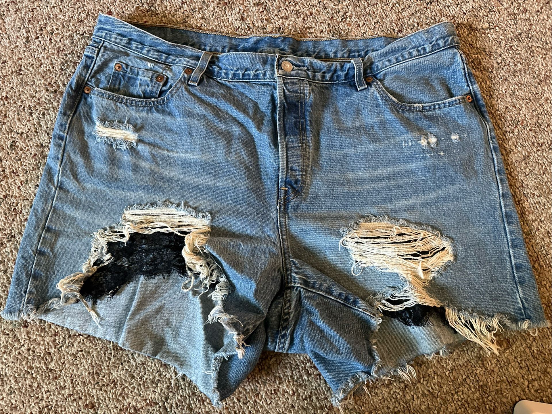 Women’s Levi 501 Jean Shorts 