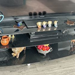 Tv Stand 70”