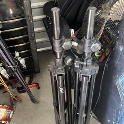 2 peavy speaker stands