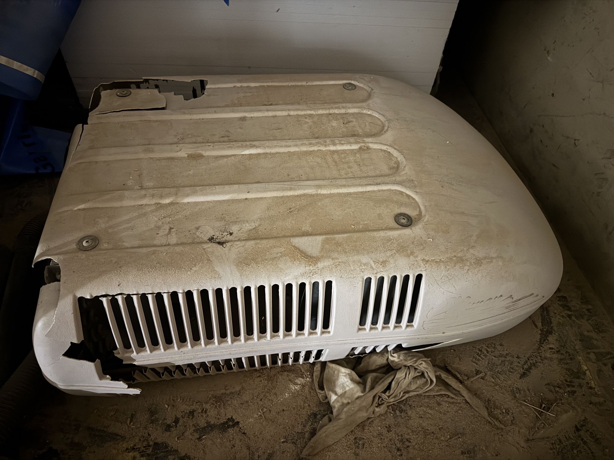 RV A/C Unit
