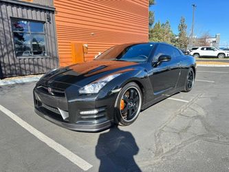 2013 Nissan GT-R