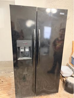 Frigidaire refrigerator