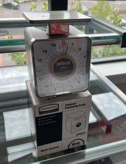 Rubbermaid FGKF16SS Compact Portion Control Scale