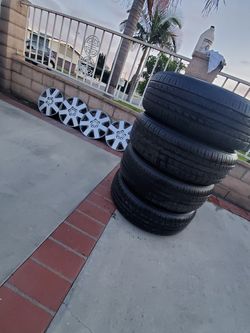 Llantas como Nuevas muy poquito uso