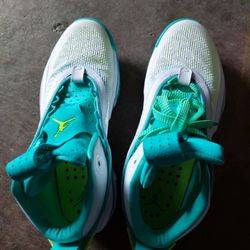 Jordan Brand Sneakers White Teal Green, US size 6.5Y