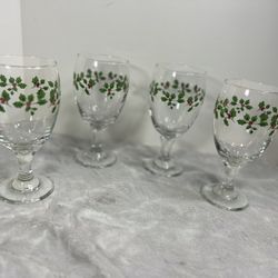 Christmas Wine Glasses  Lot 