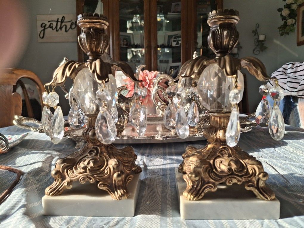 NICE SET OF VINTAGE HOLLYWOOD CANDLE HOLDERS WITH GOLD CAST METAL AND MARBLE