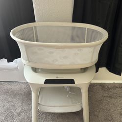 Bassinet 