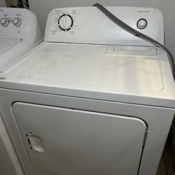 Amana Dryer- Works Great