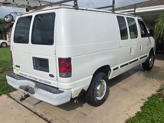 2005 Ford E-250