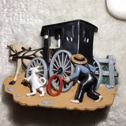 VINTAGE BURWOOD PRODUCTS AMISH HORSE & BUGGY WALL ART 